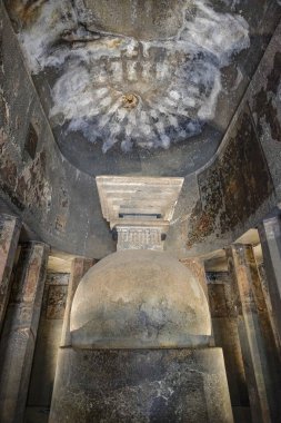 Ajanta, Hindistan - 19 Ocak 2024: Ajanta Mağaraları Ajanta, Aurangabad, Maharashtra, Hindistan 'daki Budist mağara anıtlarıdır..