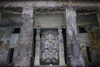 Ajanta, Hindistan - 19 Ocak 2024: Ajanta Mağaraları Ajanta, Aurangabad, Maharashtra, Hindistan 'daki Budist mağara anıtlarıdır..