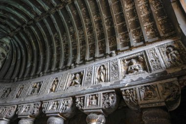Ajanta, Hindistan - 19 Ocak 2024: Ajanta Mağaraları Ajanta, Aurangabad, Maharashtra, Hindistan 'daki Budist mağara anıtlarıdır..