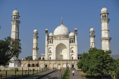 Aurangabad, Hindistan - 21 Ocak 2024: Bibi Ka Maqbara, Hindistan 'ın Aurangabad kentinde Azam Shah tarafından inşa edilmiş bir mozoledir..