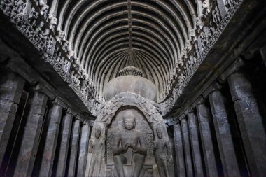 Ellora, Hindistan - 22 Ocak 2024: Ellora Mağaraları, Hindistan 'ın Maharashtra bölgesindeki Aurangabad bölgesinde bulunan bir mağara..
