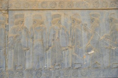 Marvdsaht, İran - 18 Mart 2024: İran 'ın Fars ilinin Şiraz kenti yakınlarındaki Persepolis harabelerinde yardım.