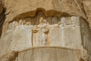 Marvdsaht, İran - 18 Mart 2024: Naqsh-e Rostam, İran 'ın Fars ilinin Persepolis kenti yakınlarında bulunan antik bir arkeoloji ve mezarlık..