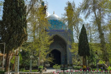 İsfahan, İran - 1 Nisan 2024: Madrasa Chahar Bagh, İran 'daki Chahar Bagh İlahiyat Okulu.