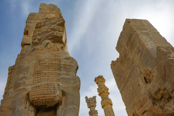 stock image Marvdsaht, Iran - March 18, 2024: Gate of All Nations in the ruins of Persepolis near the city of Shiraz in Fars province, Iran.