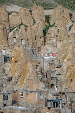 Kandovan, İran - 22 Nisan 2024: Kandova köyü, İran 'ın Doğu Azerbaycan Eyaleti' nin Sahand Kırsal Bölgesi 'nde antik bir köydür..