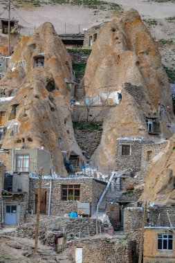 Kandovan, İran - 22 Nisan 2024: Kandova köyü, İran 'ın Doğu Azerbaycan Eyaleti' nin Sahand Kırsal Bölgesi 'nde antik bir köydür..