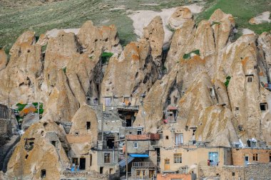 Kandovan, İran - 22 Nisan 2024: Kandova köyü, İran 'ın Doğu Azerbaycan Eyaleti' nin Sahand Kırsal Bölgesi 'nde antik bir köydür..