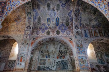 Meghri, Ermenistan - 28 Nisan 2024: Meghri, Ermenistan 'daki Meghri Manastırı olarak da bilinen Aziz Hovhannes Kilisesi.