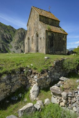 Yeghegis, Ermenistan - 10 Mayıs 2024: Yeghegis, Ermenistan Zorats Kilisesi.