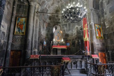 Geghard, Ermenistan - 17 Mayıs 2024: Geghard Manastırı Ermenistan 'ın Kotayk ilinde bir ortaçağ manastırı..