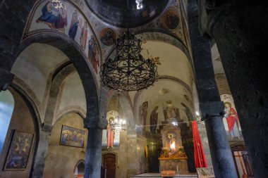 Vanadzor, Ermenistan - 27 Mayıs 2024: Vanadzor, Ermenistan 'daki Kutsal Tanrının Annesi Kilisesi.