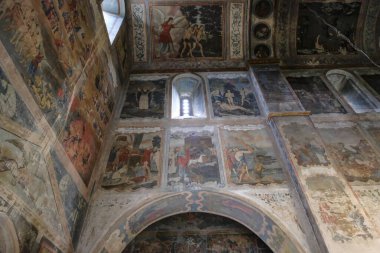 Sighnaghi, Gürcistan - 26 Haziran 2024: Sighnaghi, Gürcistan 'daki Bodbe' deki Aziz Nino Manastırı.