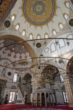 Konya, Türkiye - 17 Ağustos 2024: Selimiye Camisi, Türkiye 'nin Konya kentindeki bir 16. yüzyıl Osmanlı camii..