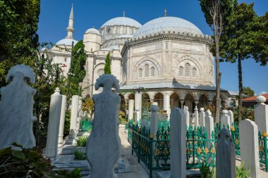 İstanbul, Türkiye - 14 Eylül 2024: Süleyman Camisi İstanbul, Türkiye 'de bir Osmanlı İmparatorluk camii..