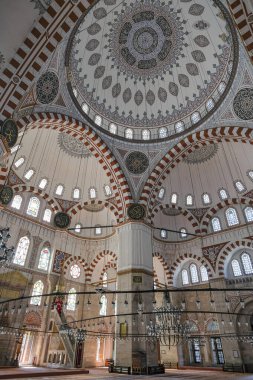 İstanbul, Türkiye - 25 Eylül 2024: İstanbul, Türkiye 'nin Fatih ilçesindeki Şehzade Camii veya Prenslerin Camisi.