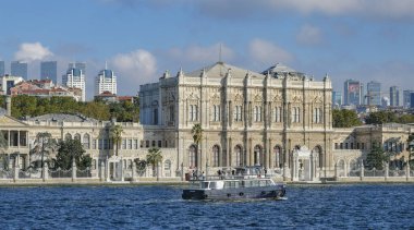 Istanbul, Turkey - September 27, 2024: Dolmabahce Palace was the first European Neo-Baroque style palace in Istanbul, Turkey. clipart