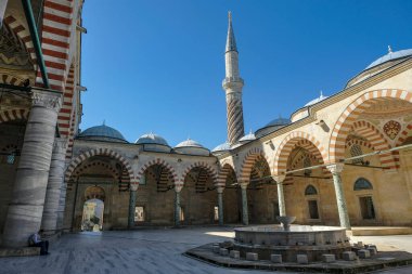 Edirne, Türkiye - 3 Ekim 2024: Edirne, Türkiye 'deki Uc Serefeli Camii veya Üç Balkon Camisi.