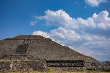Mexico City, Meksika - 4 Şubat 2025 Teotihuacan, Meksika 'da bulunan eski bir Mezoamerikan şehridir..