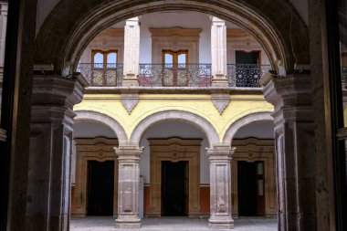 Morelia, Meksika - 17 Şubat 2025 Morelia, Michoacan, Meksika 'daki Eski Adalet Sarayı.