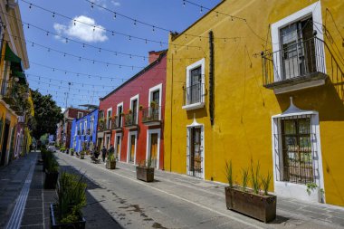 Puebla, Meksika - 21 Şubat 2025: Puebla, Meksika 'da Toad Alley (Callejon de los Sapos).