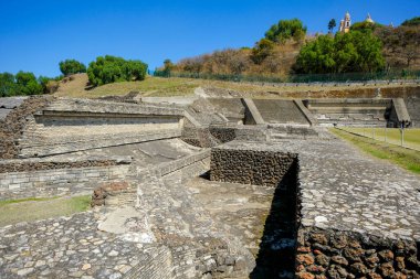 San Adres Cholula, Meksika - 22 Şubat 2025: Cholula Arkeolojik Bölgesi Puebla, Meksika yakınlarındaki tarihi bir bölgedir..