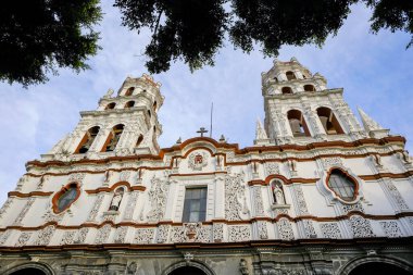 Puebla, Meksika - 23 Şubat 2025 Puebla, Meksika 'daki La Compania Tapınağı olarak bilinen Kutsal Ruh Tapınağı.