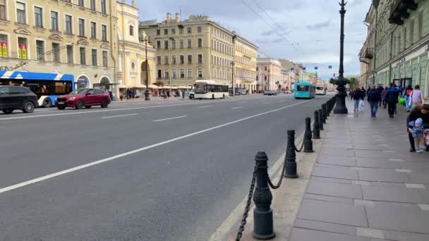 Sint Petersburg Rusland Oktober 2022 Nevsky Prospect Naast Griboyedoc Kanaal — Stockvideo