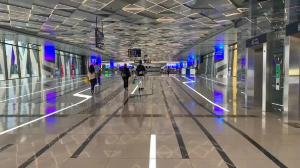 Ντουμπάι Ηαε Δεκεμβρίου 2020 Φουτουριστικός Νέος Σταθμός Μετρό Expo 2020 — Αρχείο Βίντεο