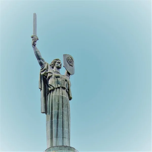 Kijów Ukraina Sierpnia 2013 Posąg Matki Ojczyzny Kijowie — Zdjęcie stockowe