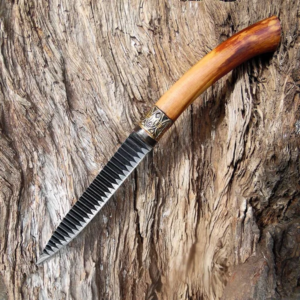 Couteau Pique Nique Style Oriental Manche Bois Cerisier — Photo