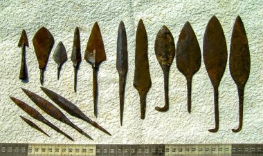 Orta Çağ demir ok başları M.S. 7-11 yüzyıl