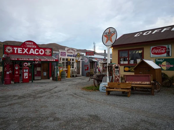 Burkes Pass Nueva Zelanda 2023 Old Historic Red Roadside Texaco Imágenes De Stock Sin Royalties Gratis