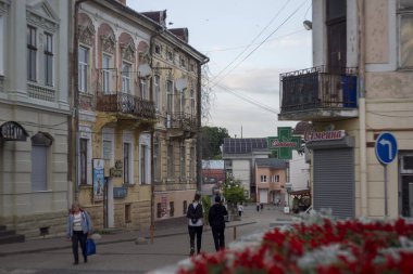 DROHOBYCH, UKRAINE - 15 Haziran 2023: Rynok Meydanı Kowalska Caddesi manzaralı.