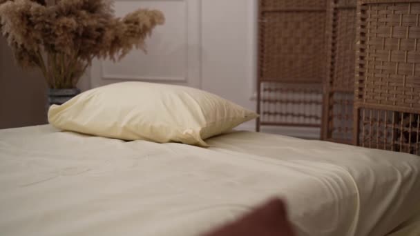 Pillow Falls Bed Girl Throws Yellow Pillow Yellow Bed — Stock Video