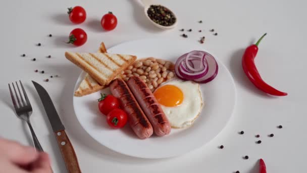 Caucasian Man Takes Plate Fried Egg Two Fried Sausages Grilled — Stock Video