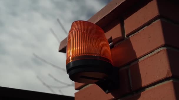 Lámpara Señal Para Portón Baliza Intermitente Amarilla Advertencia Entrada Territorio — Vídeos de Stock