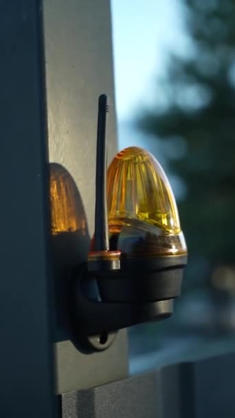 Lámpara Señal Para Portón Baliza Intermitente Amarilla Advertencia Entrada Territorio — Vídeos de Stock
