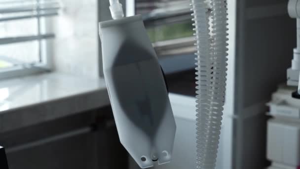 Artificial Lung Ventilation Apparatus Intensive Care Unit Hospital Covid Coronavirus — Stock Video