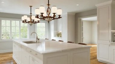 Long Island 'lı geleneksel beyaz mutfak ve ahşap döşemeli ahşap sandalyeler. Büyük avizeleri ve mutfak aletleri olan klasik mutfak. 3d canlandırma