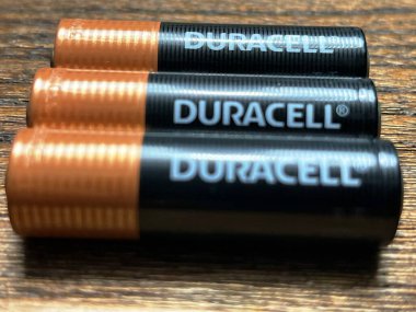  Masadaki Duracell pilleri