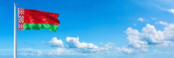 Belarus Flag State Europe Flag Waving Blue Sky Beautiful Clouds — Stock Photo, Image