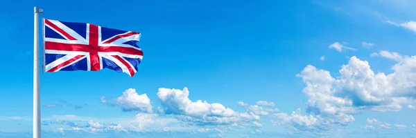 United Kingdom Flag State Europe Flag Waving Blue Sky Beautiful — Stockfoto