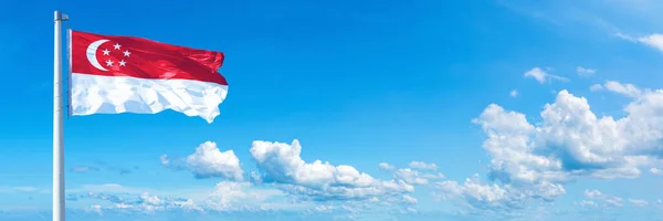 Singapore Flag State Asia Flag Waving Blue Sky Beautiful Clouds — стоковое фото