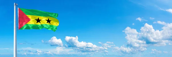 Tom Prncipe Flag State Africa Flag Waving Blue Sky Beautiful — Stock fotografie