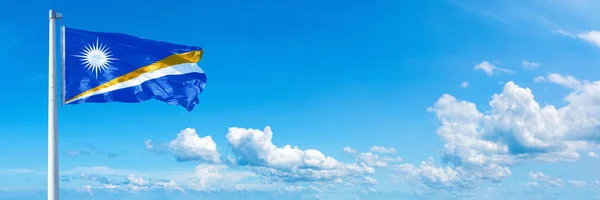 Marshall Islands Flag State Australasian Flag Waving Blue Sky Beautiful — Stock Photo, Image