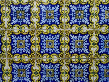 Geleneksel Portekiz ve İspanyol fayansları çok renkli sarı ve yeşil Azulejo arka planı