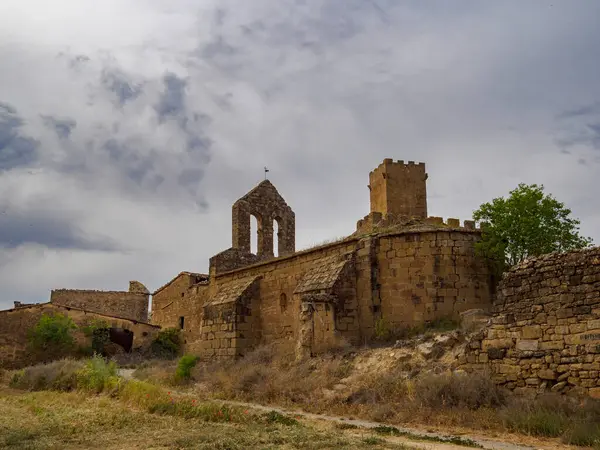 カタルーニャ州セガラにある城の教会 中世の遺跡 — ストック写真
