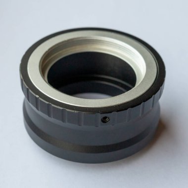 Metal lens adaptörü, hassasiyet ve işlevsellik her ayrıntıda.