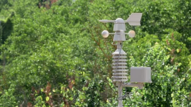Sensores Meteorológicos Viento Una Estación Meteorológica Que Mueve Por Acción — Vídeos de Stock